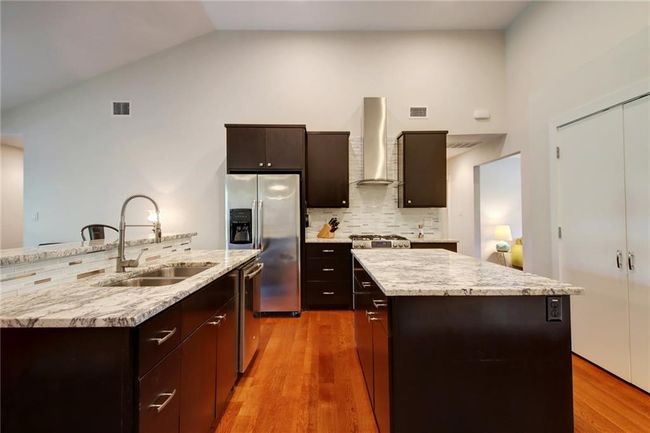 1708 Ullrich Ave, House other with 3 bedrooms, 3 bathrooms and 2 parking in Austin TX | Image 7