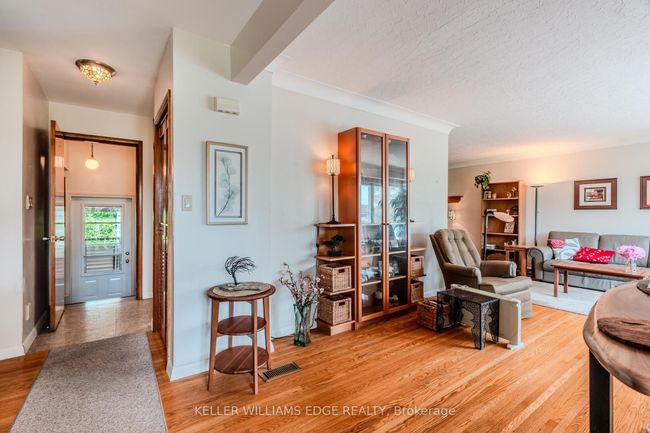 20 Mckay St E, House other with 6 bedrooms, 3 bathrooms and 5 parking in Haldimand ON | Image 5