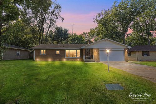 54 Cherry Dr, Kankakee, IL, 60901-7542 | Card Image