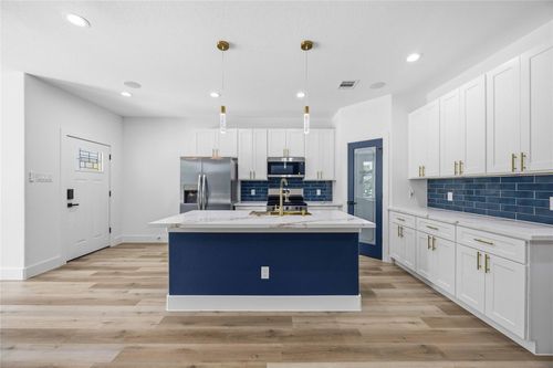 a-8531 Rinn St, Houston, TX, 77078-2941 | Card Image