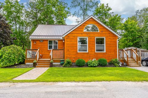 3 Lambs Lane, Fenelon Falls, ON, K0M1N0 | Card Image