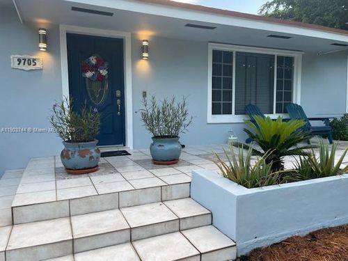 9705 Sw 214th Ter, Cutler Bay, FL, 33189-3704 | Card Image