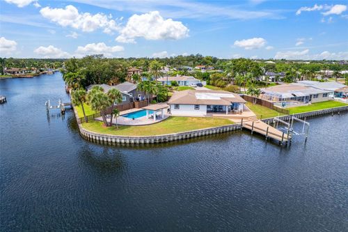 4331 13th Way Ne, ST PETERSBURG, FL, 33703-5319 | Card Image