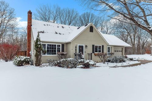 2657 Valley View Ln, New Brighton, MN, 55112-4454 | Card Image