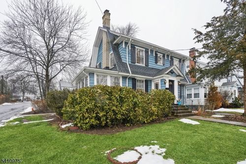 25 Burnett Ter, Maplewood, NJ, 07040-2233 | Card Image