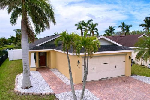 4826 San Ortebello Dr, BRADENTON, FL, 34208-0608 | Card Image
