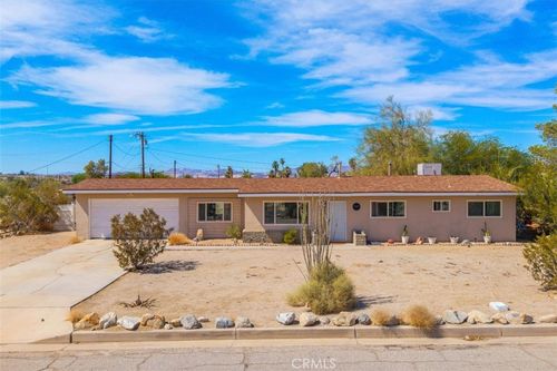 74342 Chemehuevi Dr, Twentynine Palms, CA, 92277 | Card Image