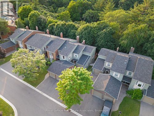 29-3265 S Millway, Mississauga, ON, L5L2R3 | Card Image