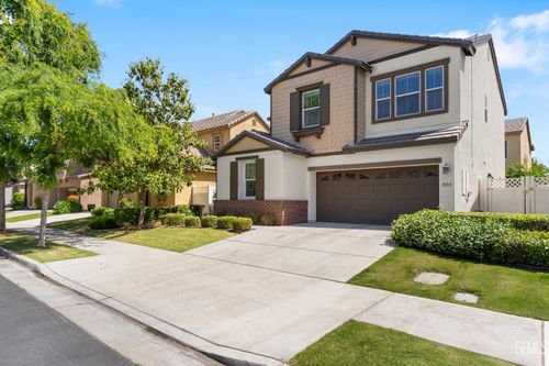 1820 Delacorte Dr, Bakersfield, CA, 93311-1759 | Card Image