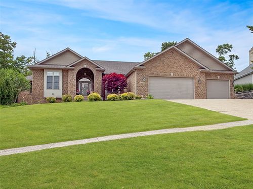 5940 Shady Hollow Dr, Erie, PA, 16506-7032 | Card Image