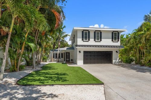 1907 Bay Blvd, INDIAN ROCKS BEACH, FL, 33785-2935 | Card Image