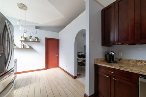 1352 Woodfield Oaks Dr, Apopka, FL, 32703-3613 | Card Image