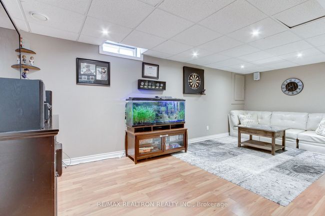169 King St, House other with 4 bedrooms, 3 bathrooms and 6 parking in Mount Albert ON | Image 29