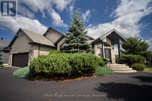 748 Coursol Rd, Sturgeon Falls, ON, P2B3J5 | Card Image