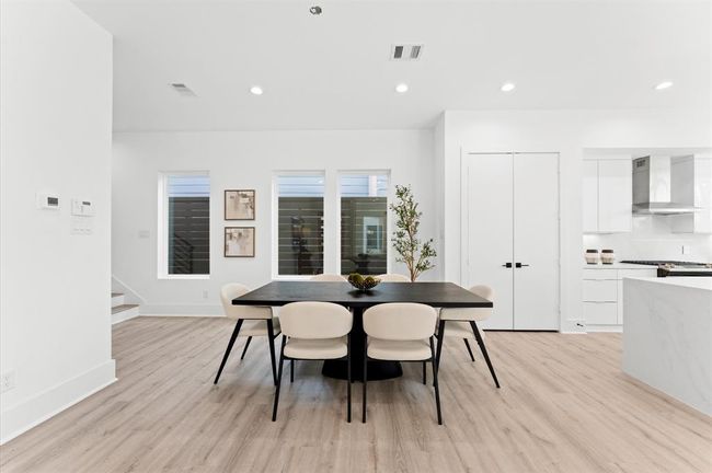 1843 Wycliffe Dr, House other with 3 bedrooms, 4 bathrooms and 2 parking in Houston TX | Image 7
