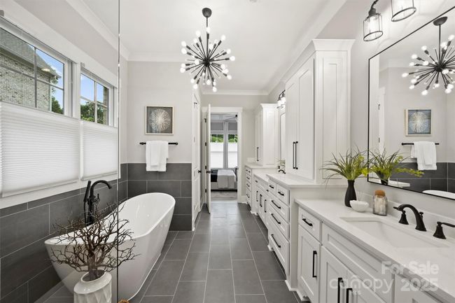 8163 Fairview Rd, House other with 4 bedrooms, 4 bathrooms and null parking in Charlotte NC | Image 27