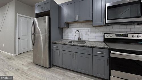 141 N Peach St, PHILADELPHIA, PA, 19139-2627 | Card Image