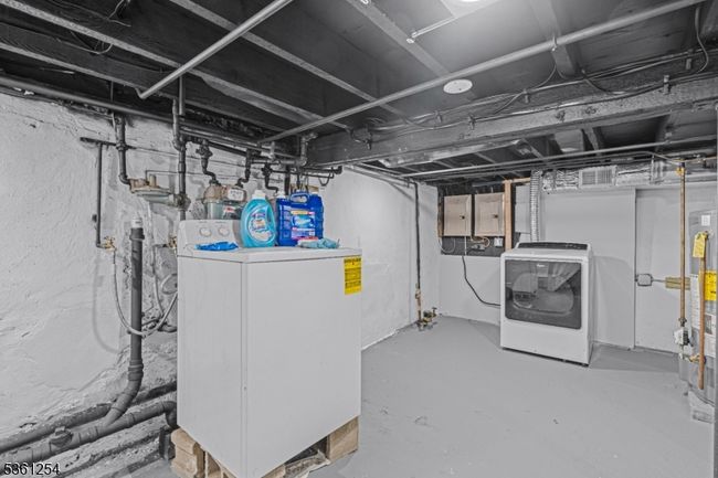 6 Pleasant Ave, Home with 4 bedrooms, 2 bathrooms and null parking in Clifton NJ | Image 25