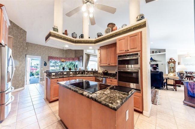 518 Saint Girons Ct, House other with 3 bedrooms, 3 bathrooms and null parking in PUNTA GORDA FL | Image 20