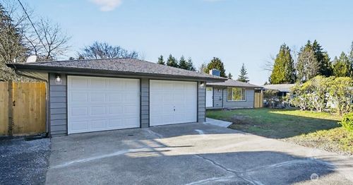 17843 110th Ave Se, Renton, WA, 98055-6546 | Card Image