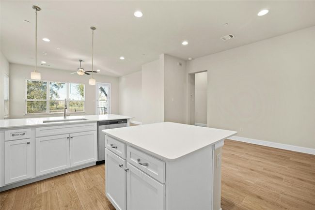 UNIT-108 - 600 C Bar Ranch Trl, House other with 3 bedrooms, 3 bathrooms and 4 parking in Cedar Park TX | Image 12