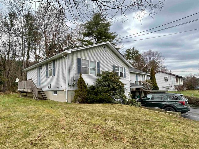 46 - 44-46 Oak St, Home with 0 bedrooms, 2 bathrooms and null parking in White River Junction VT | Image 22