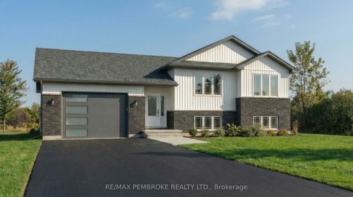 56 Eddy Crescent, Pembroke, ON, K8A0M1 | Card Image