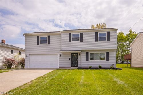 25046 Buckthorn Rd, Bedford Heights, OH, 44146-4814 | Card Image