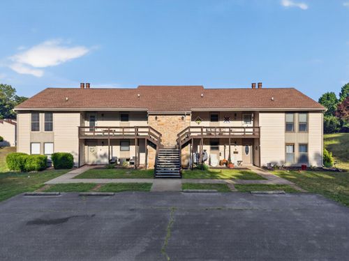 2d-328 Champion Hills Rd, Kuttawa, KY, 42055-6808 | Card Image