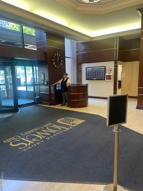 apt-8y-269 Grand Central Pkwy, Floral Park, NY, 11005-1008 | Card Image