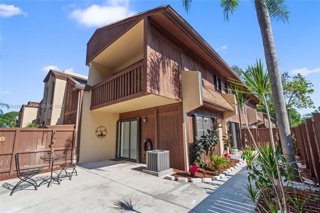 G30 - 7009 Sw 115th Pl, Condo with 2 bedrooms, 2 bathrooms and null parking in Miami FL | Image 15