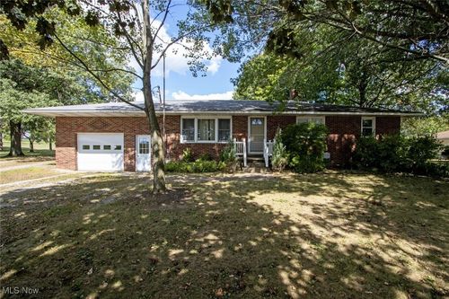 16450 Church Rd, Dalton, OH, 44618-9461 | Card Image