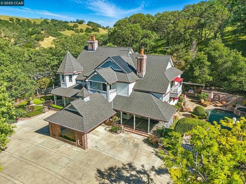 1980 Curry Canyon Rd, Clayton, CA, 94517-9792 | Card Image