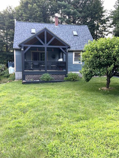 136 Lovering Ave, Loudon, NH, 03307-1202 | Card Image