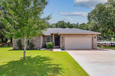 4419 Lisa Ln, House other with 3 bedrooms, 2 bathrooms and 2 parking in Pace FL | Image 2