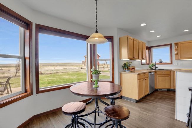 28222 Wild Rose Ln N, House other with 5 bedrooms, 3 bathrooms and null parking in Davenport WA | Image 8