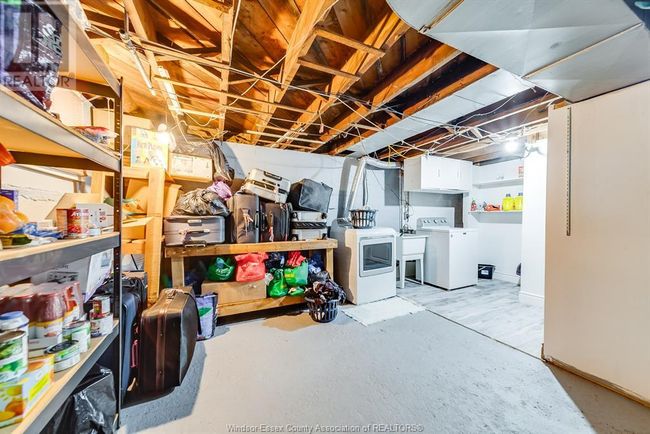 1418 Pillette Rd, House other with 3 bedrooms, 2 bathrooms and null parking in Windsor ON | Image 38