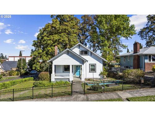 1301 9th St, Oregon City, OR, 97045-2014 | Card Image