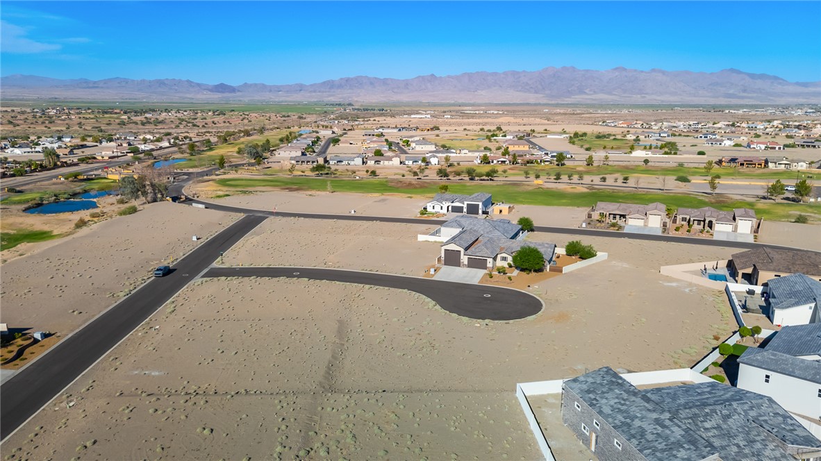 Land in Fort Mohave