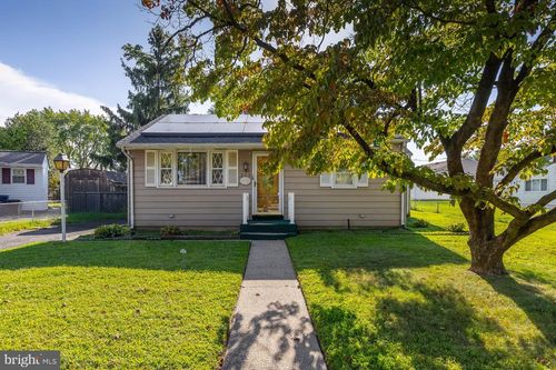 500 N Forklanding Rd, MAPLE SHADE, NJ, 08052-1028 | Card Image