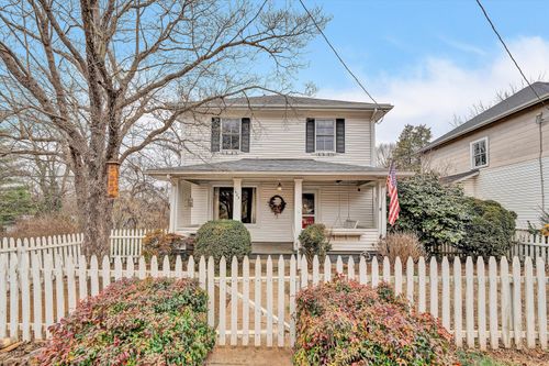 1609 6th St Sw, Roanoke, VA, 24016-4807 | Card Image