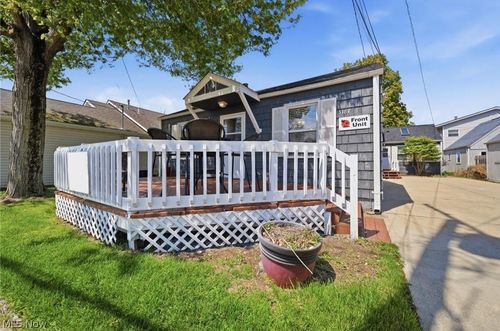 5187 Old Lake Rd, Geneva, OH, 44041-9793 | Card Image