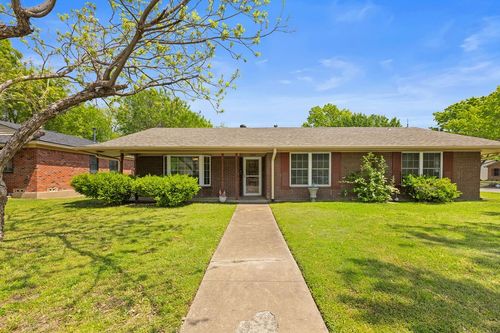 1203 Blanton Pl, Sherman, TX, 75092-5309 | Card Image