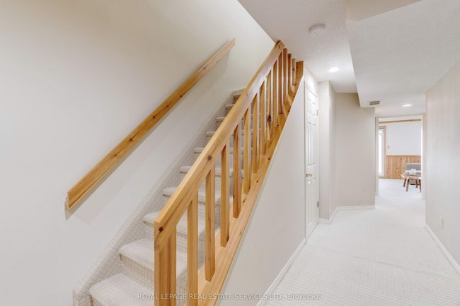 21 - 2120 Headon Rd, Condo with 3 bedrooms, 4 bathrooms and 1 parking in Burlington ON | Image 24