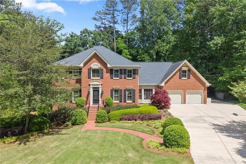 935 Ivy Falls Dr, Sandy Springs, GA, 30328-3600 | Card Image