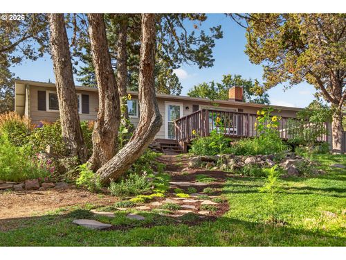 3060 Sw 35th Ct, Redmond, OR, 97756 | Card Image