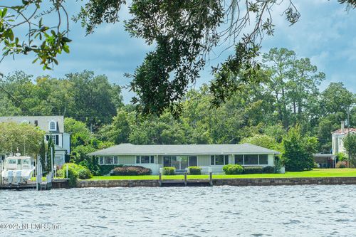 4223 Venetia Blvd, JACKSONVILLE, FL, 32210-8425 | Card Image