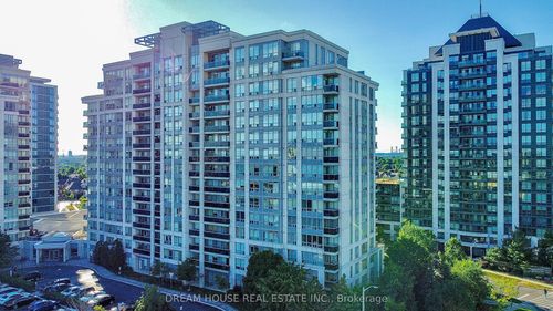 114-50 Disera Dr, Vaughan, ON, L4J9E9 | Card Image