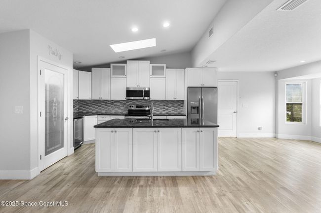 120 Cascade Ave Se, House other with 4 bedrooms, 2 bathrooms and null parking in Palm Bay FL | Image 7