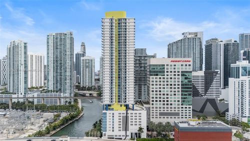 apt-2508-185 Sw 7th St, Miami, FL, 33130-2976 | Card Image